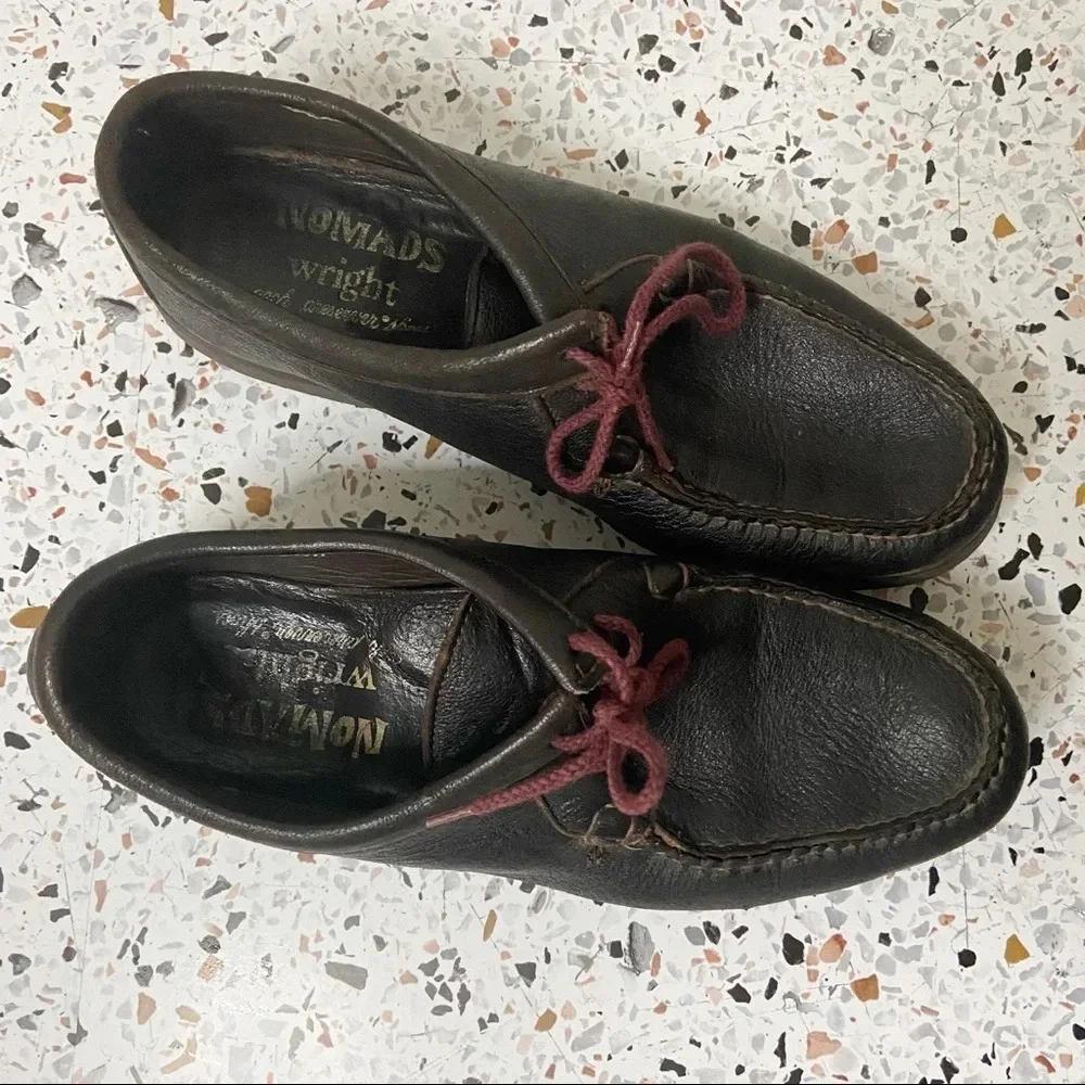 NOMADS Leather Loafer Arch Preserver Shoe Size 9.5 Wide Maroon Lace Up Preppy